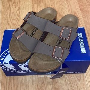 Brand New Birkenstock’s - Women’s Arizona Sandals